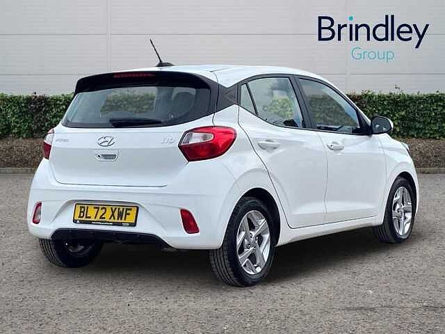 Hyundai I10 1.0 SE Connect Hatchback 5dr Petrol Manual Euro 6 (s/s) (67 ps) Atlas White