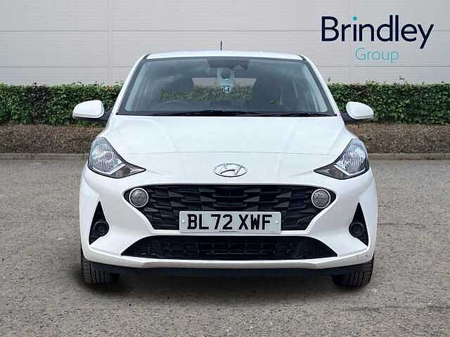 Hyundai I10 1.0 SE Connect Hatchback 5dr Petrol Manual Euro 6 (s/s) (67 ps) Atlas White