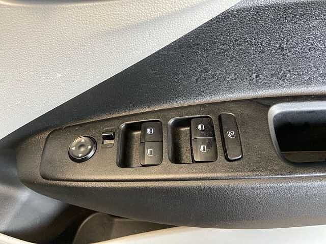 Hyundai I10 1.0 Premium Hatchback 5dr Petrol Auto Euro 6 (s/s) (67 ps) Mangrove Green