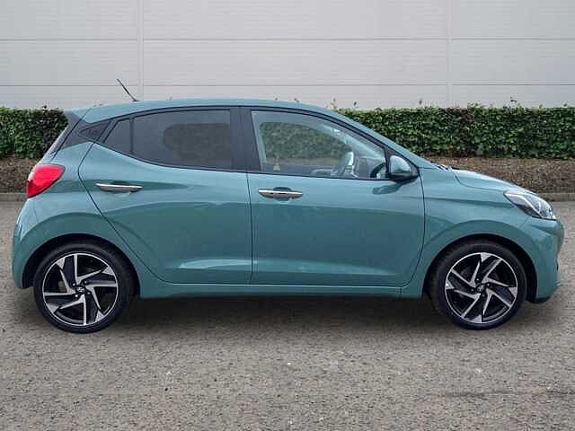 Hyundai I10 1.0 Premium Hatchback 5dr Petrol Auto Euro 6 (s/s) (67 ps) Mangrove Green