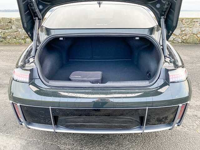 Hyundai IONIQ 6 E (228ps) Premium 77kWh (Single Motor) RWD