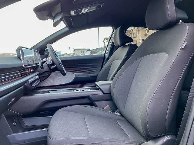 Hyundai IONIQ 6 E (228ps) Premium 77kWh (Single Motor) RWD