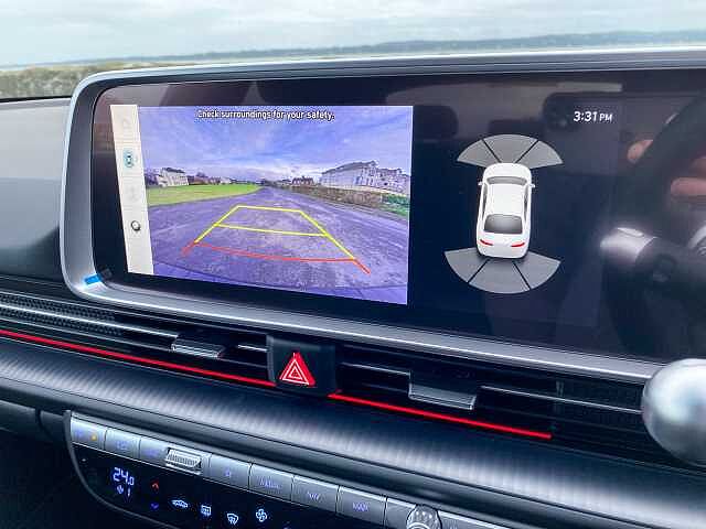 Hyundai IONIQ 6 E (228ps) Premium 77kWh (Single Motor) RWD