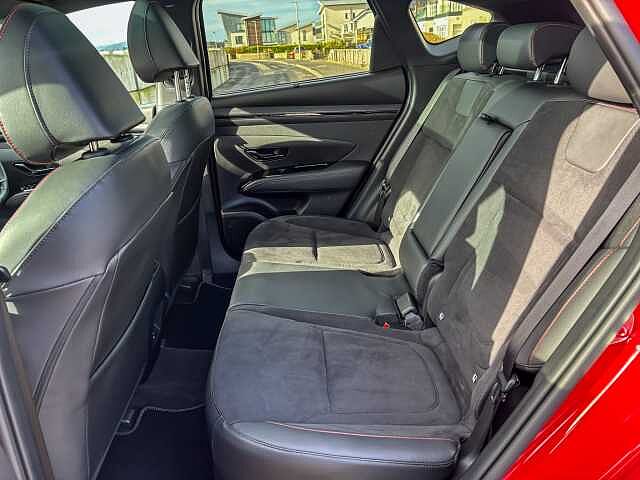 Hyundai TUCSON 1.6 TGDi Hybrid 230 N Line S 5dr 2WD Auto Red