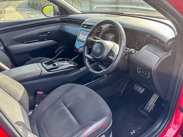 Hyundai TUCSON 1.6 TGDi Hybrid 230 N Line S 5dr 2WD Auto Red
