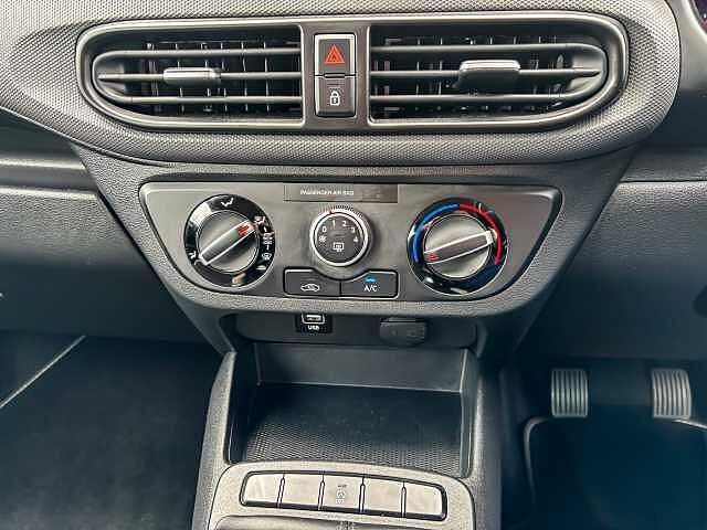 Hyundai I10 1.0 MPi SE 5dr Red