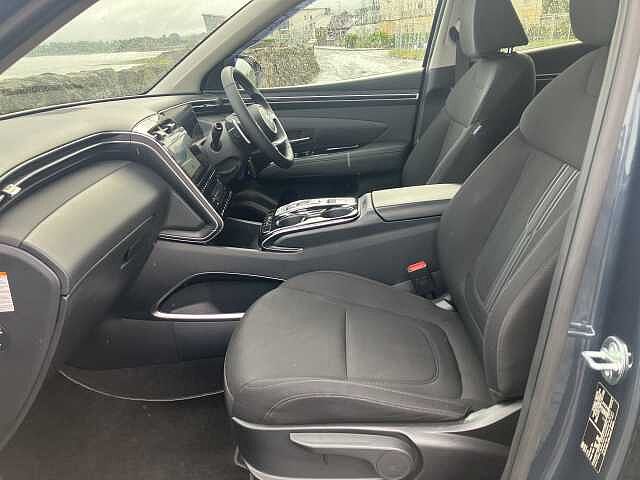 Hyundai TUCSON 1.6 TGDi Hybrid 230 SE Connect 5dr 2WD Auto Blue