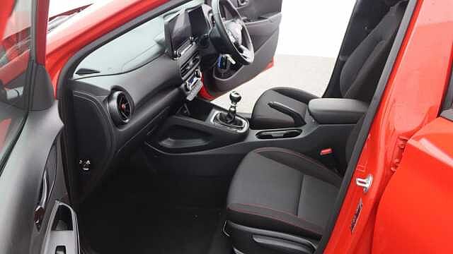 Hyundai KONA 1.0 T-GDi MHEV N Line SUV 5dr Petrol Hybrid Manual Euro 6 (s/s) (120 ps) Red