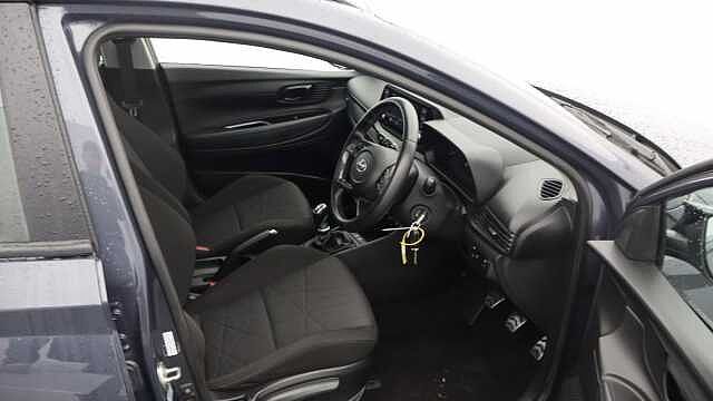 Hyundai BAYON 1.0 T-GDi MHEV SE Connect SUV 5dr Petrol Hybrid Manual Euro 6 (s/s) (100 ps)
