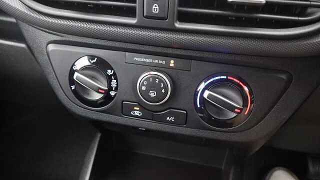 Hyundai i10 1.2 SE Connect Hatchback 5dr Petrol Auto Euro 6 (s/s) (84 ps)