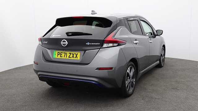 Nissan Leaf 40kWh Tekna Hatchback 5dr Electric Auto (150 ps)