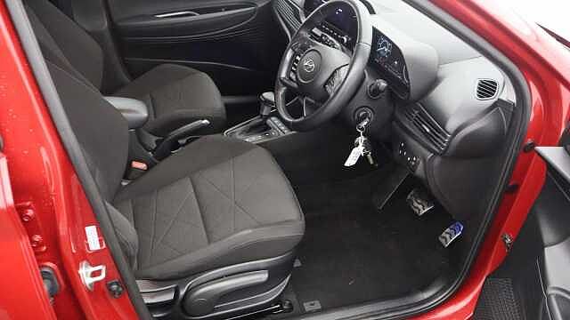 Hyundai BAYON 1.0 T-GDi MHEV Premium SUV 5dr Petrol Hybrid DCT Euro 6 (s/s) (100 ps)