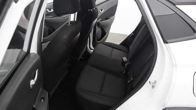 Hyundai KONA 1.6 h-GDi Premium SUV 5dr Petrol Hybrid DCT Euro 6 (s/s) (141 ps) White