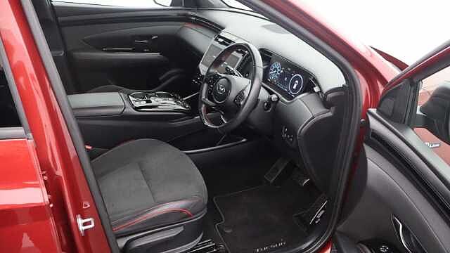 Hyundai TUCSON 1.6 h T-GDi N Line S SUV 5dr Petrol Hybrid Auto Euro 6 (s/s) (230 ps) Red