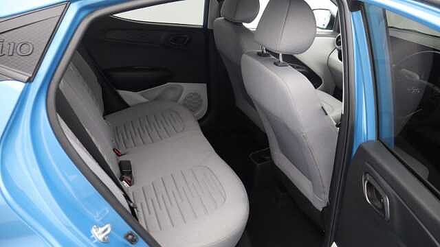 Hyundai i10 1.2 Premium Hatchback 5dr Petrol Auto Euro 6 (s/s) (84 ps)