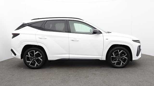 Hyundai TUCSON 1.6 T-GDi N Line SUV 5dr Petrol Hybrid Auto Euro 6 (s/s) (215 ps) White