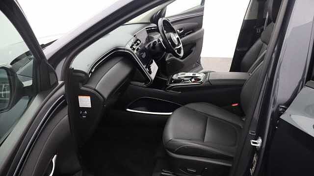 Hyundai TUCSON 1.6 h T-GDi 13.8kWh Ultimate SUV 5dr Petrol Plug-in Hybrid Auto 4WD Euro 6 (s/s) Grey
