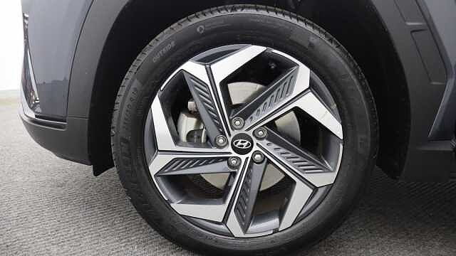 Hyundai TUCSON 1.6 h T-GDi 13.8kWh Ultimate SUV 5dr Petrol Plug-in Hybrid Auto 4WD Euro 6 (s/s) Grey