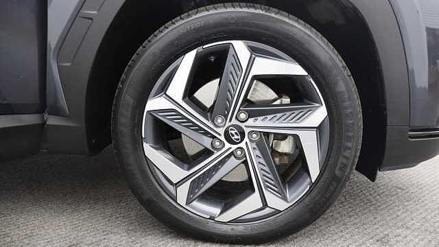Hyundai TUCSON 1.6 h T-GDi 13.8kWh Ultimate SUV 5dr Petrol Plug-in Hybrid Auto 4WD Euro 6 (s/s) Grey