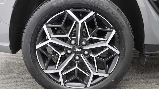 Hyundai TUCSON 1.6 h T-GDi N Line S SUV 5dr Petrol Hybrid Auto Euro 6 (s/s) (230 ps) Grey