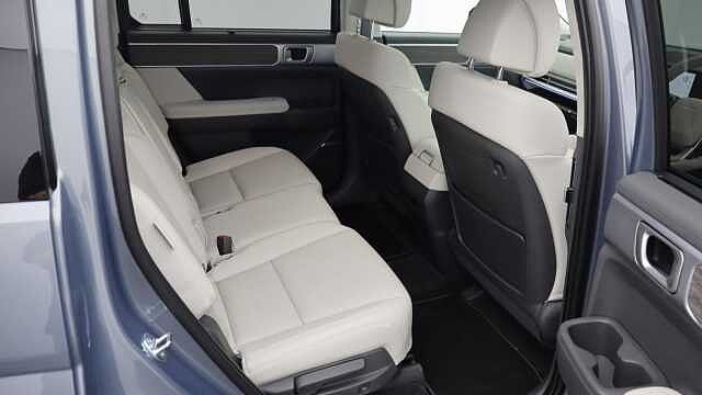 Hyundai SANTA FE 1.6T Ultimate SUV 5dr Petrol Hybrid Auto Euro 6 (s/s) (7Seat) (239 ps) Blue