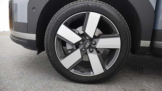 Hyundai SANTA FE 1.6T Ultimate SUV 5dr Petrol Hybrid Auto Euro 6 (s/s) (7Seat) (239 ps) Blue