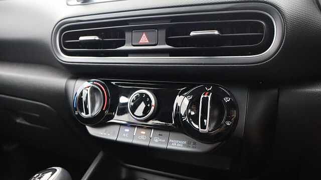 Hyundai KONA 1.0 T-GDi MHEV SE Connect SUV 5dr Petrol Hybrid Manual Euro 6 (s/s) (120 ps) Blue