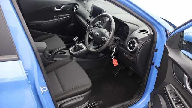Hyundai KONA 1.0 T-GDi MHEV SE Connect SUV 5dr Petrol Hybrid Manual Euro 6 (s/s) (120 ps) Blue