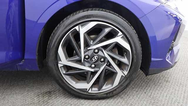 Hyundai I20 1.0 T-GDi MHEV Premium Hatchback 5dr Petrol Hybrid DCT Euro 6 (s/s) (100 ps) Blue