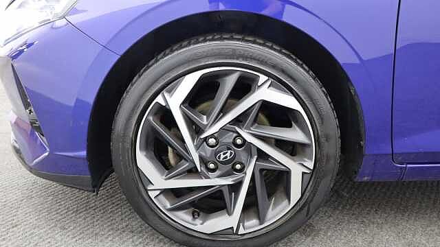 Hyundai I20 1.0 T-GDi MHEV Premium Hatchback 5dr Petrol Hybrid DCT Euro 6 (s/s) (100 ps) Blue