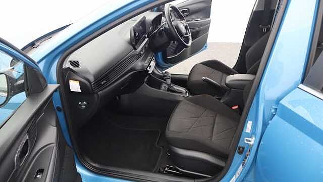 Hyundai BAYON 1.0 T-GDi MHEV Premium SUV 5dr Petrol Hybrid DCT Euro 6 (s/s) (100 ps) Blue