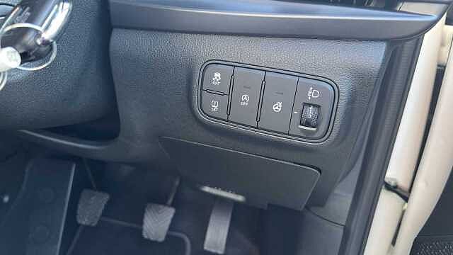 Hyundai i20 1.0T GDi Premium 5dr