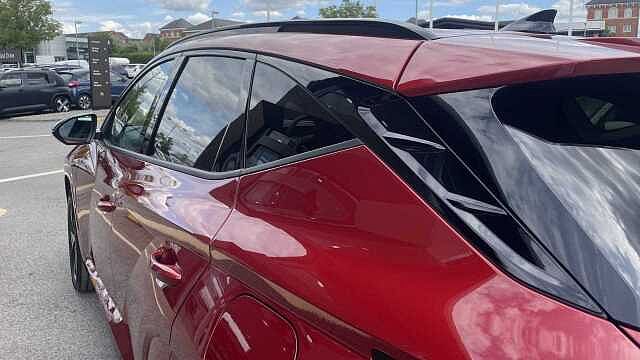 Hyundai TUCSON 1.6T Hybrid N Line 5dr Auto Red