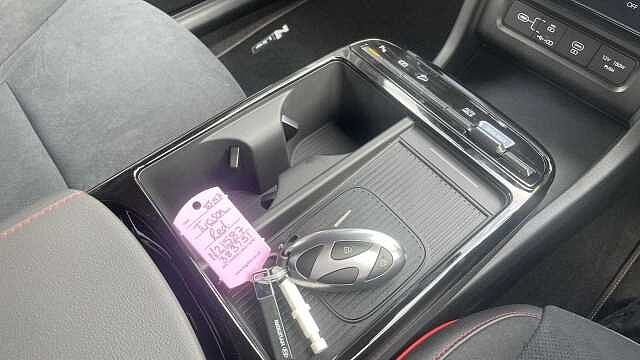 Hyundai TUCSON 1.6T Hybrid N Line 5dr Auto Red