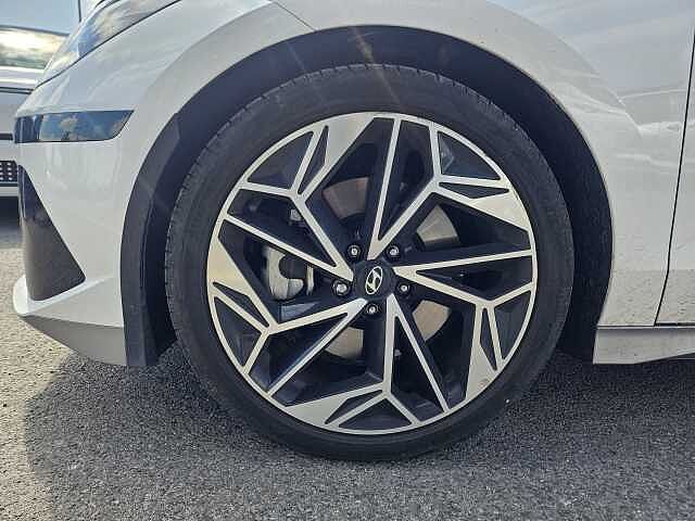 Hyundai IONIQ 6 168kW Premium 77kWh 4dr Auto White
