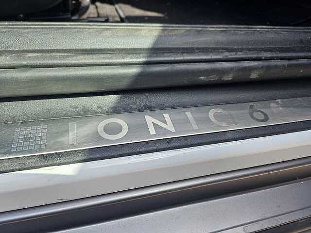 Hyundai IONIQ 6 168kW Premium 77kWh 4dr Auto White