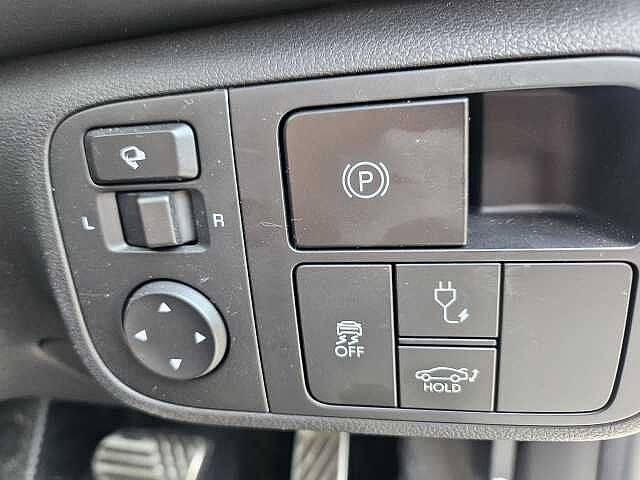 Hyundai IONIQ 6 168kW Premium 77kWh 4dr Auto White