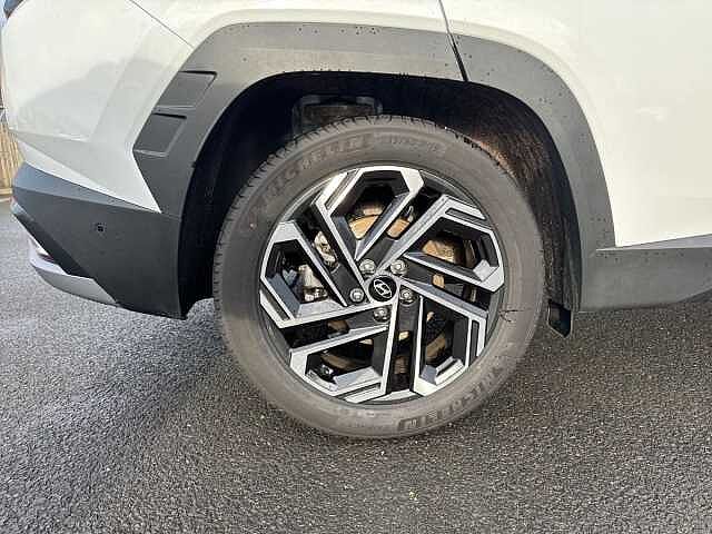 Hyundai TUCSON 1.6T 150 Ultimate 5dr DCT White