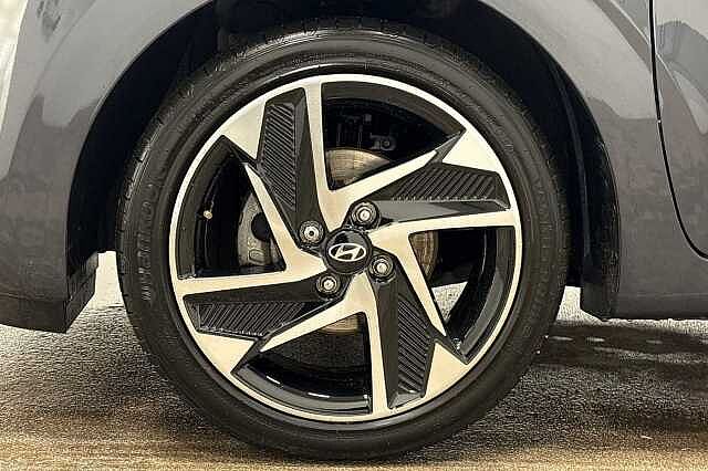 Hyundai i10 1.2 [79] Premium 5dr Auto [Nav]