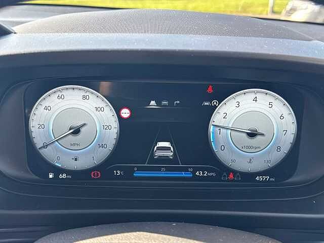 Hyundai BAYON 1.0 TGDi Advance 5dr Red