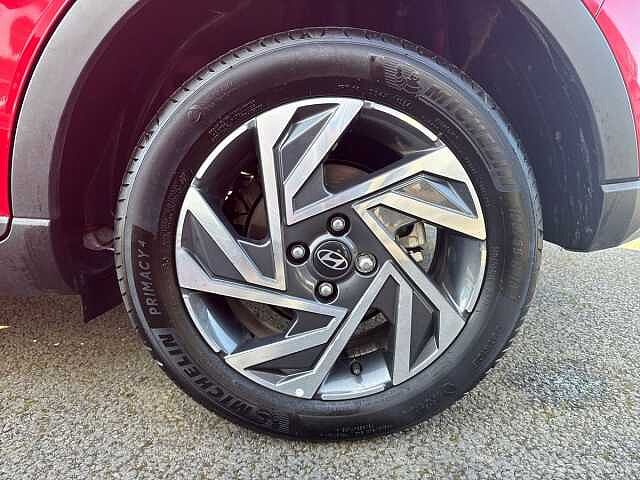 Hyundai BAYON 1.0 TGDi Advance 5dr Red
