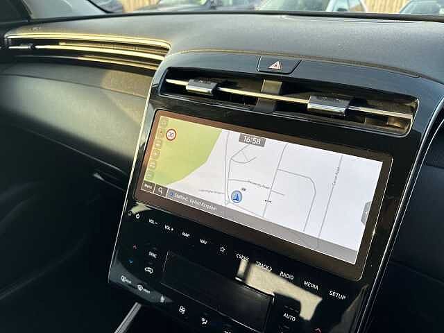 Hyundai TUCSON 1.6 TGDi Hybrid 230 SE Connect 5dr 2WD Auto Brown