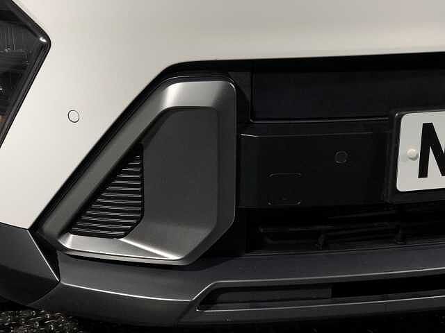 Hyundai KONA Advance Auto White