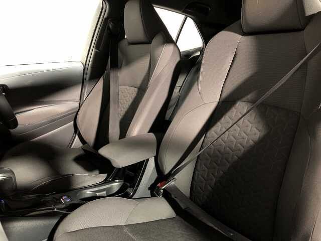 Toyota Corolla 1.8 VVT-i Hybrid Icon 5dr CVT