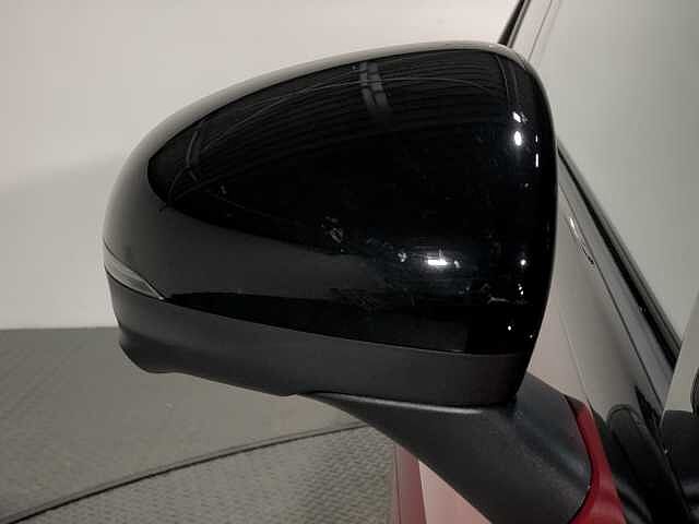 Mercedes-Benz CLA Class 220 Amg Line Premium