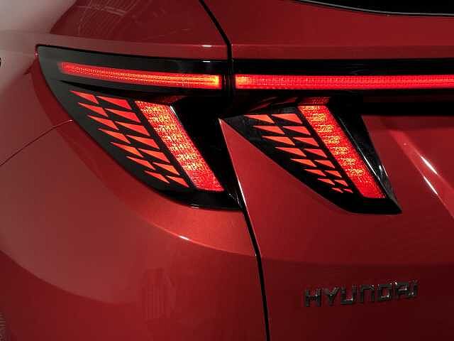 Hyundai Tucson Premium T-Gdi Mhev