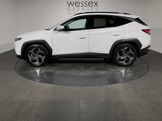 Hyundai TUCSON Ultimate T-Gdi Hev White