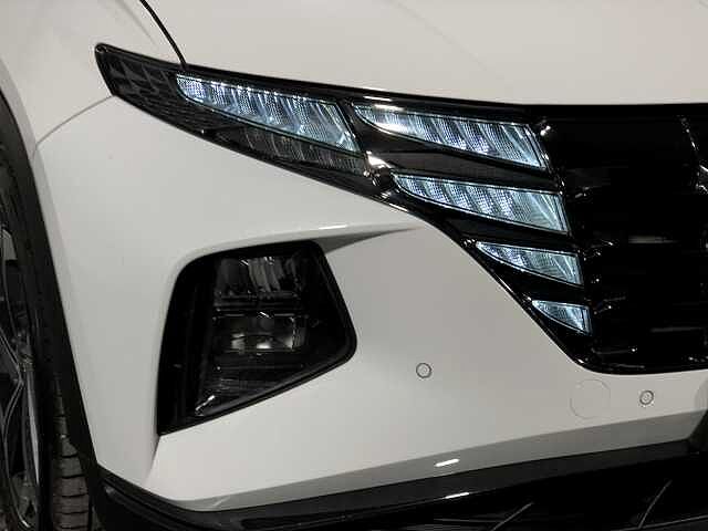 Hyundai TUCSON Ultimate T-Gdi Hev White