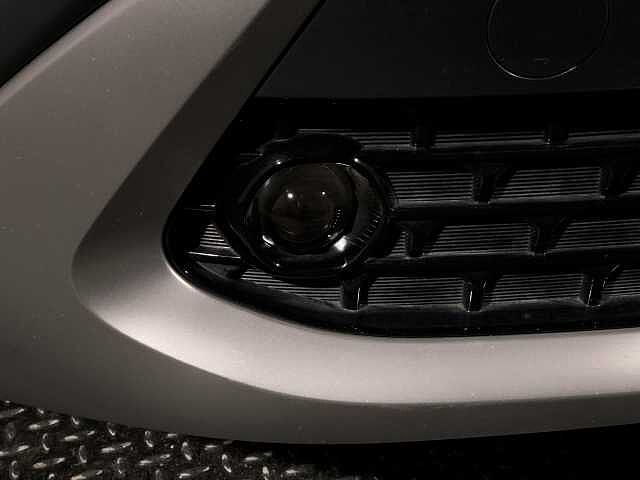 Hyundai KONA 1.6 GDi Hybrid Ultimate 5dr DCT Red