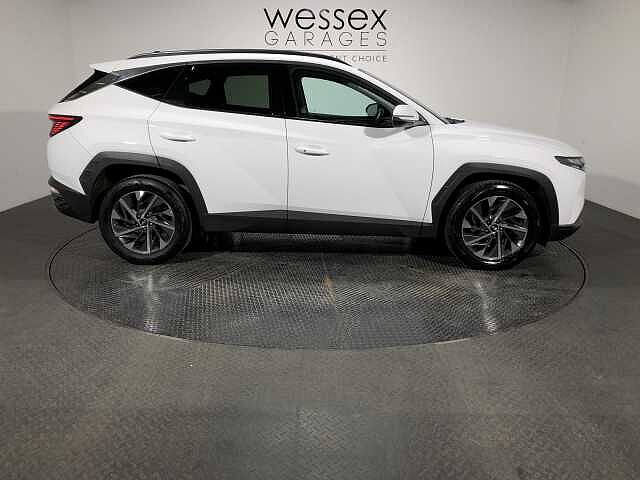 Hyundai TUCSON 1.6 TGDi Premium 5dr 2WD White